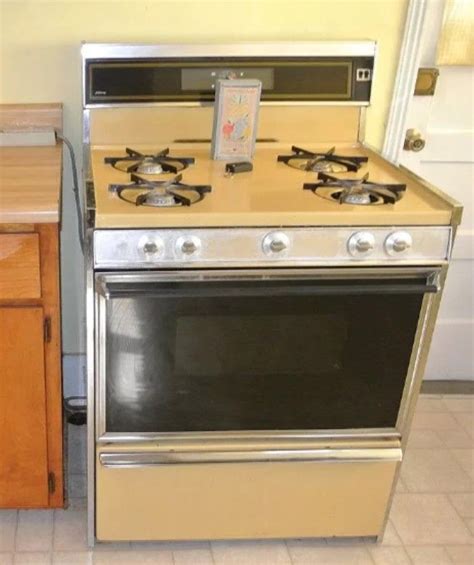 jc penny gas stove from the 70s